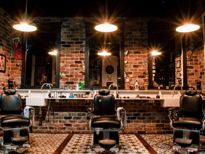 Different Things to Know About Men's Haircut to Open a Barber Shop